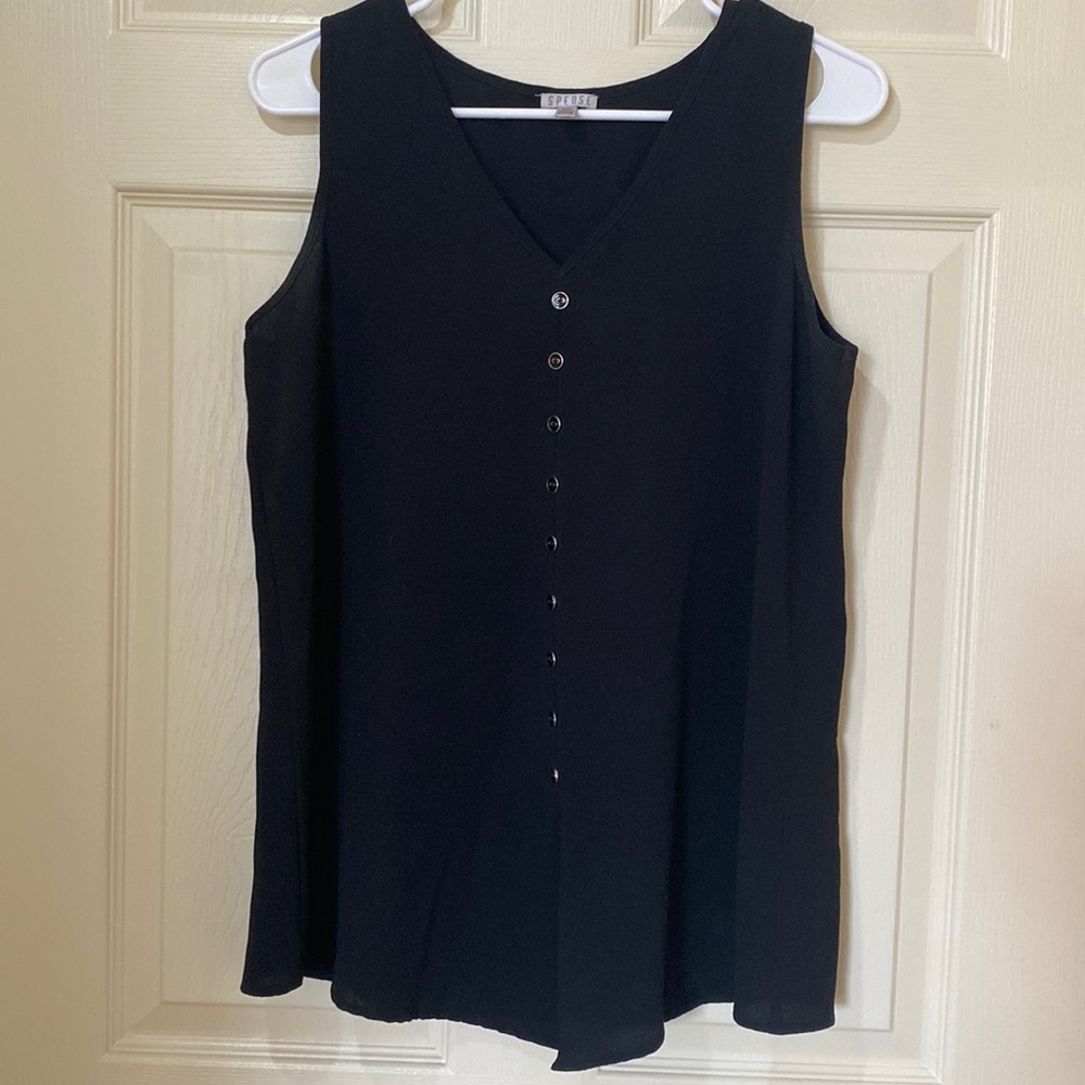 Spence sleeveless top with v neck and buttons